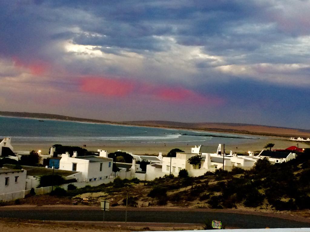 Guest House Karibu In Paternoster Exterior photo